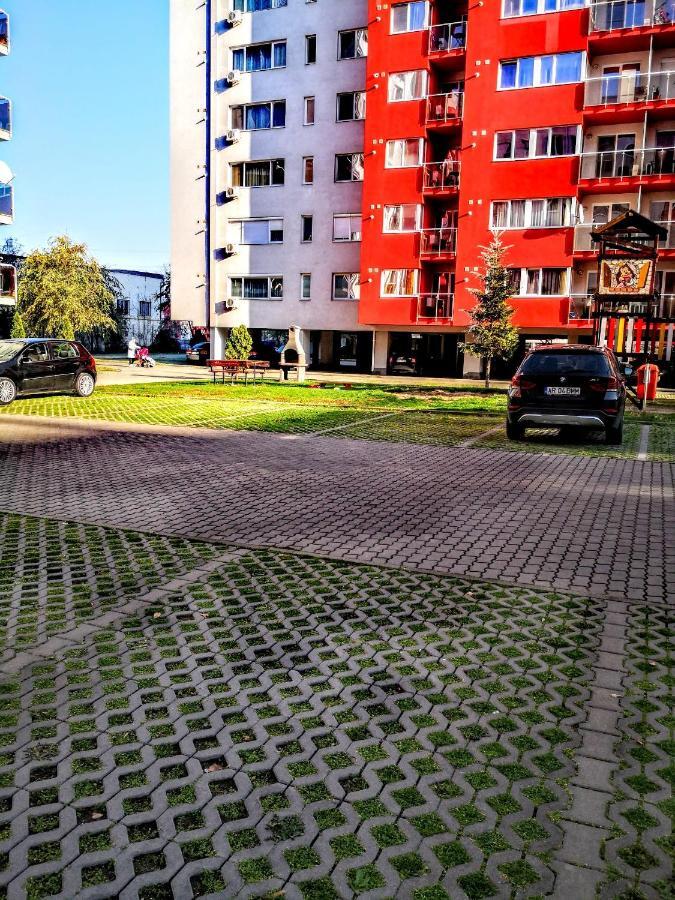 Relaxing & Welcome Apartment, Ared, Uta อาราด ภายนอก รูปภาพ